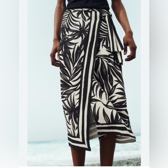 Zara wrap skirt - new with tags - Picture 1 of 2